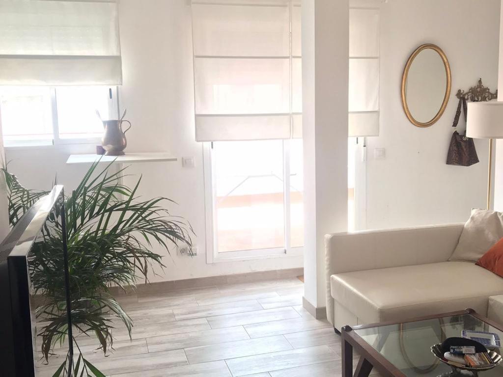 Apartamentos Turisticos Virgen Del Monte 67 Σεβίλλη Εξωτερικό φωτογραφία